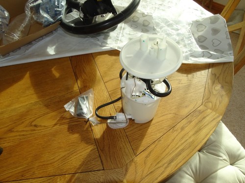 Saab fuel pump - saab, 9